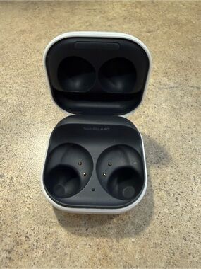 Samsung Galaxy EP-QR177 Buds2 SM-R177 Rechargeable Earbuds Charging Case Only